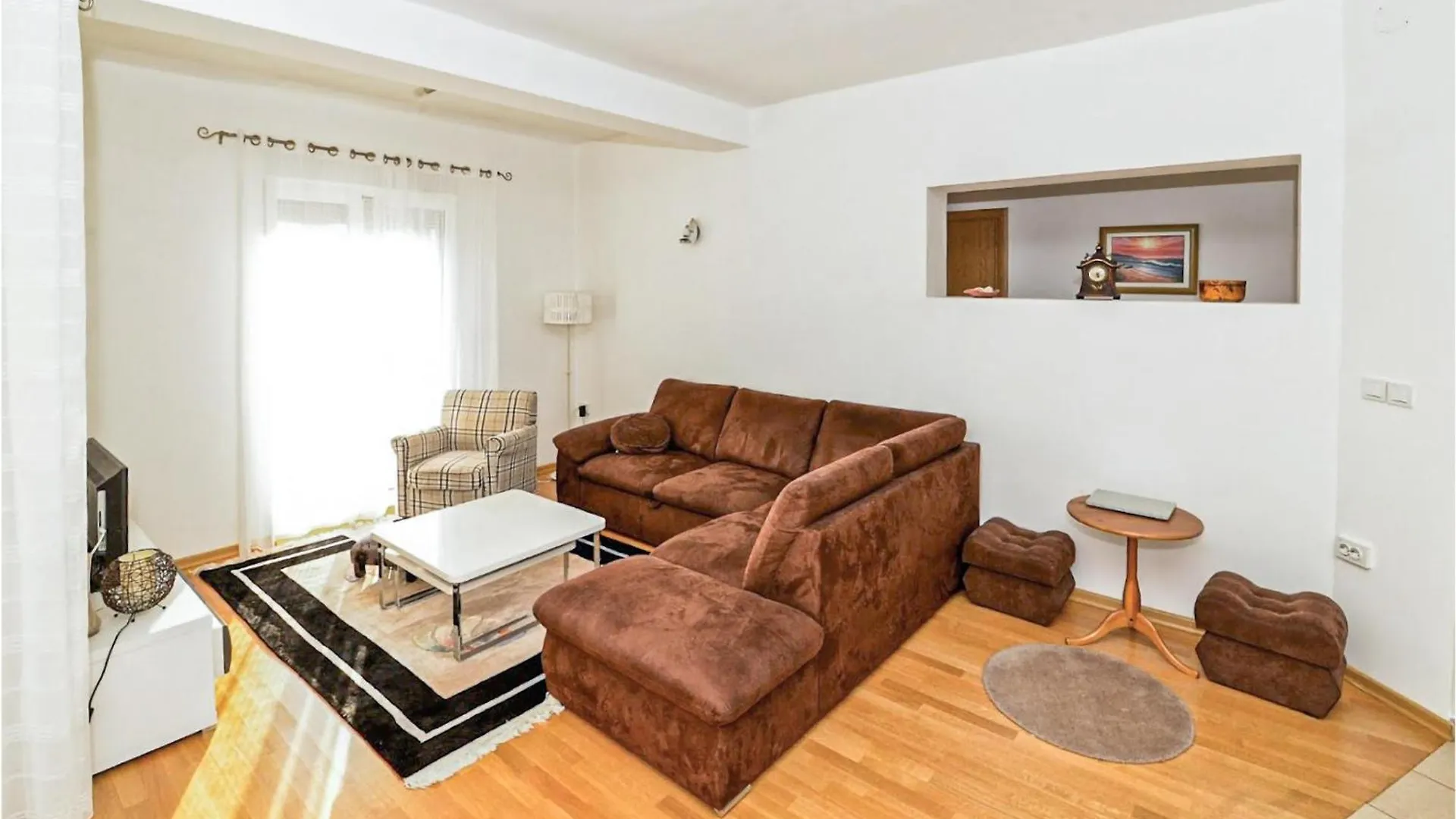 2 Bedroom Cozy Home In Bibinje 0*,  Croatie